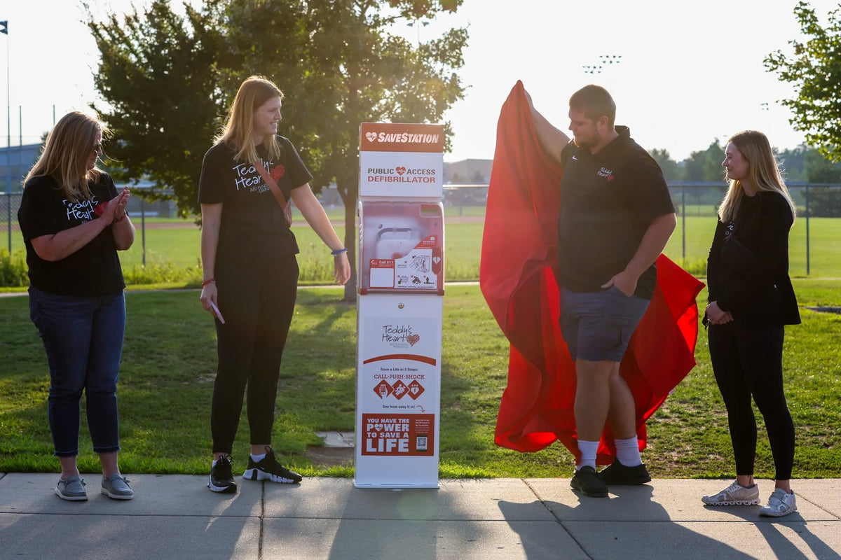 Savestation At Woodbury Fairview Sports Center - Action First Aid